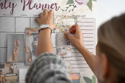 Ozdobna tablica korkowa Różany planer