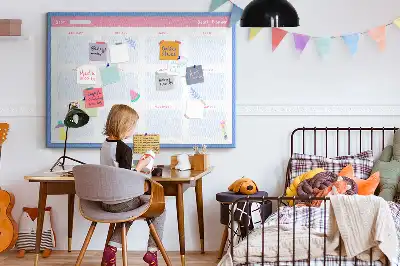 Tablica korkowa dla dzieci Miesięczny planer