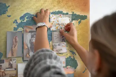 Tablica korkowa dla dzieci Stara mapa świata