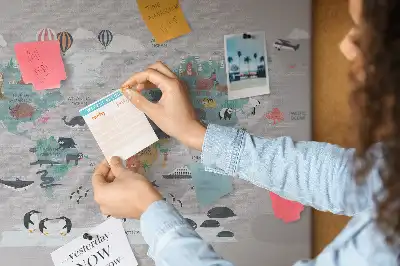 Tablica korkowa Kreskówkowa mapa