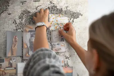 Tablica korkowa Mapa świata gazeta