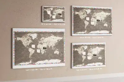 Korkowa tablica z mapą świata w kolorze brązowym
