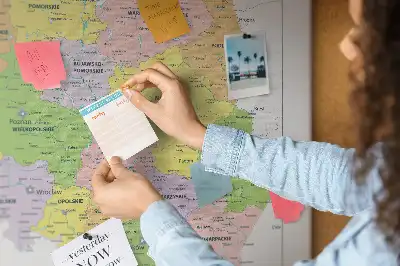 Tablica korkowa dla dzieci z mapą granic Rzeczypospolitej