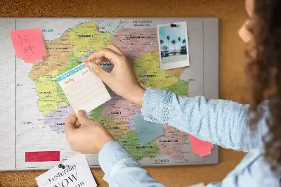 Tablica korkowa dla dzieci z mapą granic Rzeczypospolitej