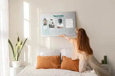 Tablica korkowa dla dzieci z planerem nawyków