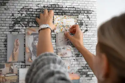 Tablica korkowa dla dzieci Ściana z cegieł Mapa Świata
