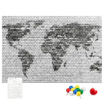 Tablica korkowa dla dzieci Ściana z cegieł Mapa Świata