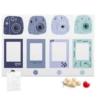 Tablica korkowa z ramkami w stylu polaroid