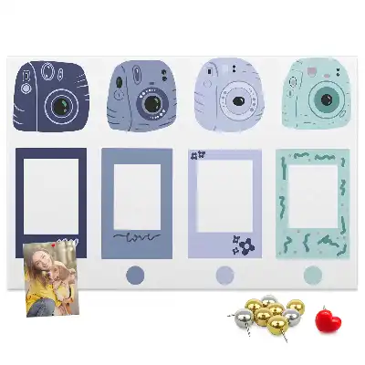 Tablica korkowa z ramkami w stylu polaroid