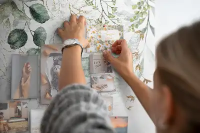 Tablica korkowa dla dzieci z motywem wiszących roślin
