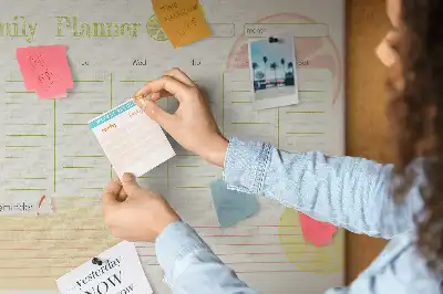 Tablica korkowa dla dzieci Rodzinny planer