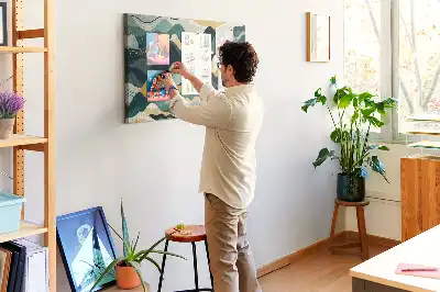 Tablica korkowa dla dzieci z motywem gór