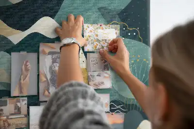 Tablica korkowa dla dzieci z motywem gór