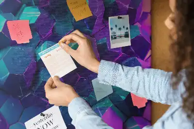 Korkowa tablica edukacyjna Figury geometryczne