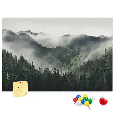 Tablica korkowa z krajobrazem lasu