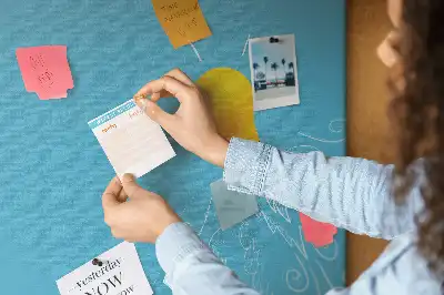 Tablica korkowa ozdobna Żarówka rysunek