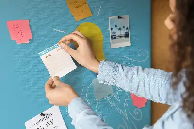 Tablica korkowa ozdobna Żarówka rysunek