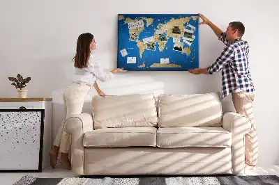Tablica korkowa z mapą świata i krajami