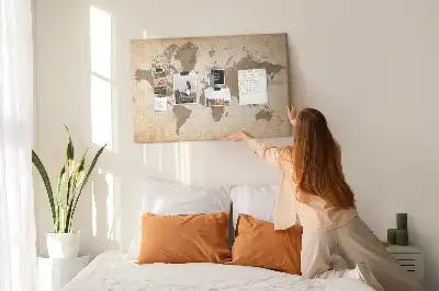 Tablica korkowa Namalowana mapa świata