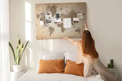 Tablica korkowa Namalowana mapa świata