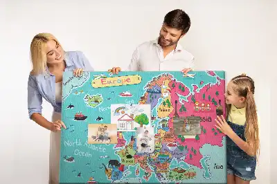 Tablica korkowa z mapą państw Europy