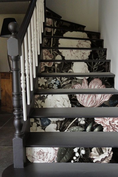 Dekoracyjne naklejki na schody - odmień wnętrze w zaledwie kilka minut